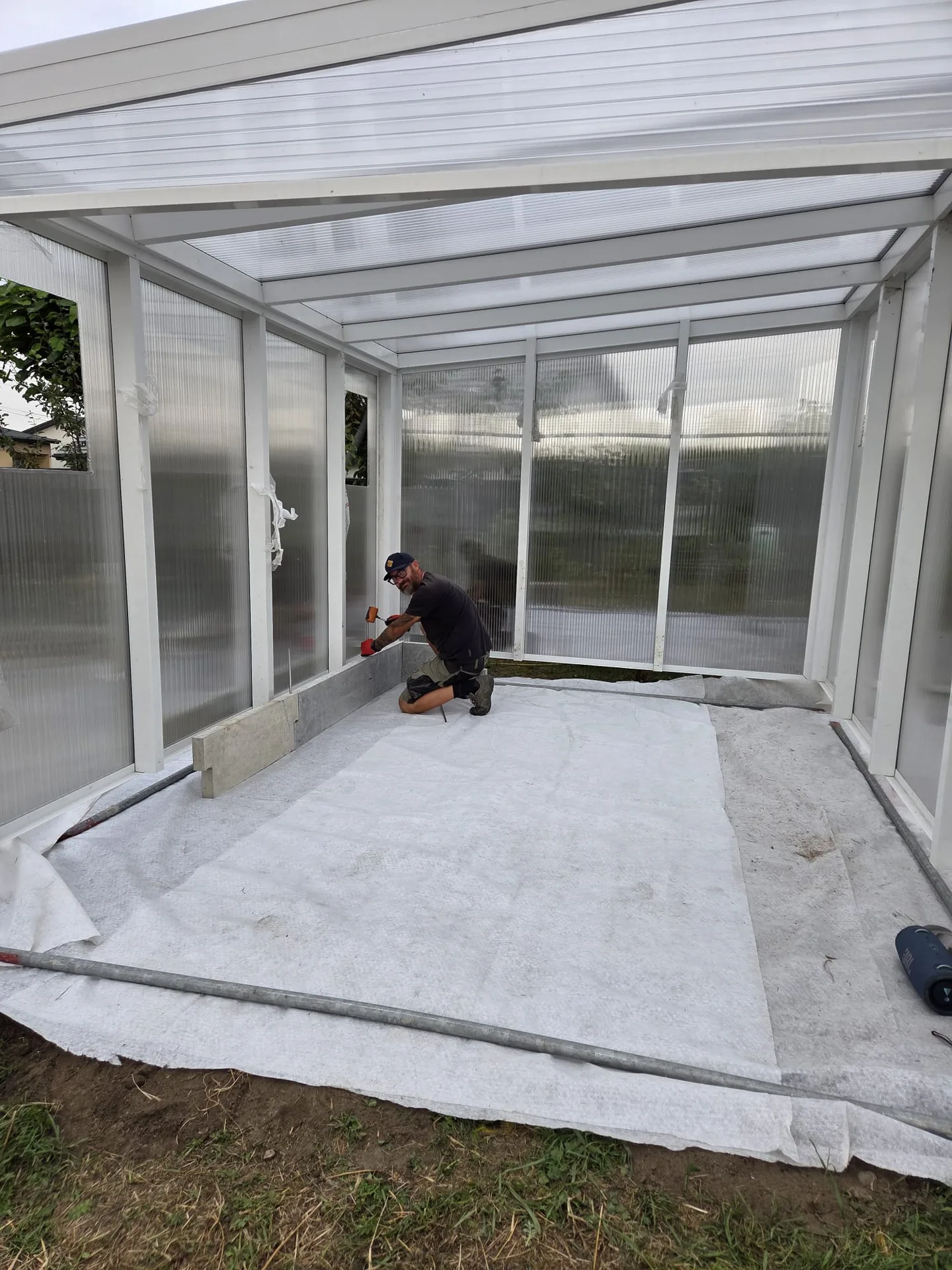 Pergola tarasowa ze ścianami przesuwnymi - realizacja Firma Wodecki