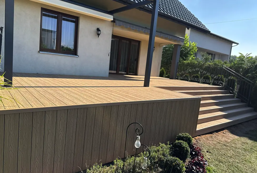 Taras kompozytowy w Jankowicach